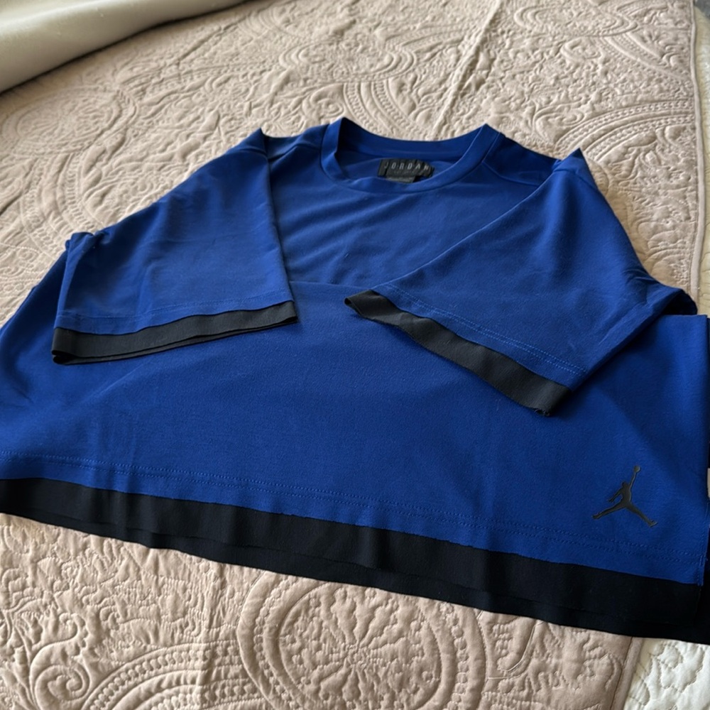 Jordan activewear top. Brand new, never worn. Excellent condition.